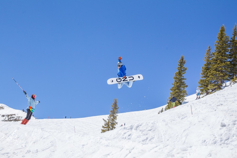 Skier Humbly Gives Snowboarding a Try