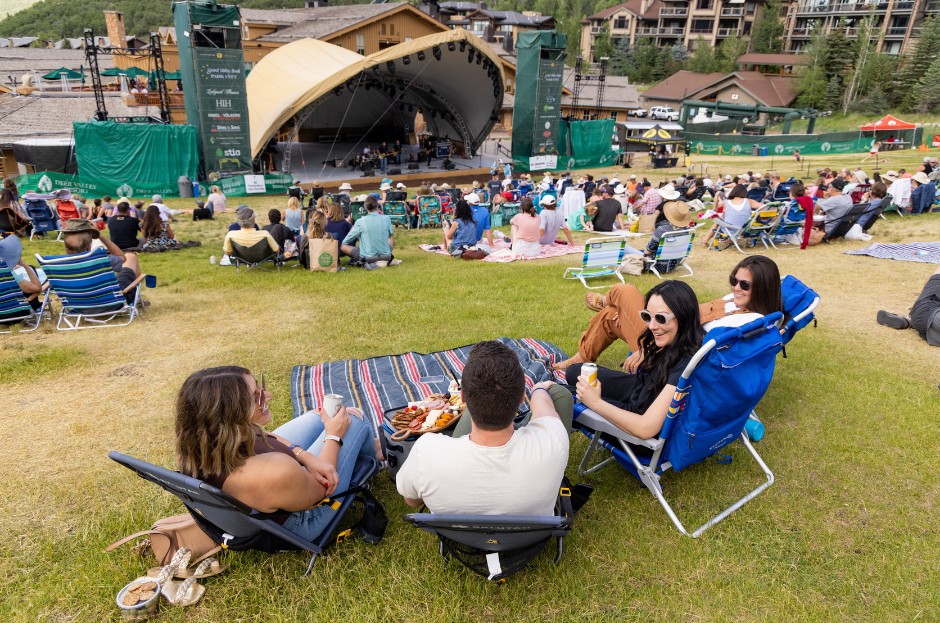 deer-valley-ski-utah-summer-concertpng